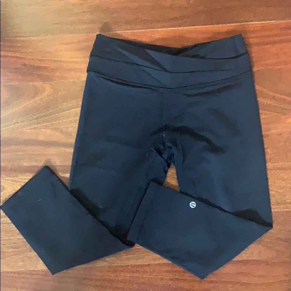 Cropped lulu lemon leggings